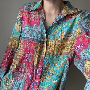 LAUREN RALPH LAUREN PAISLEY BUTTON T-SHIRT